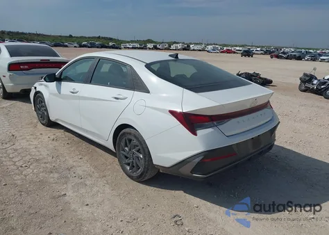 2024 Hyundai Elantra Sel from USA, damaged, VIN KMHLM4DG7RU740890